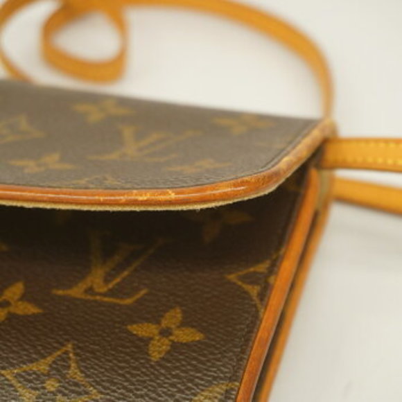 Louis Vuitton Monogram Pochette Twin GM Shoulder Bag - Picture 7 of 14